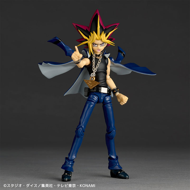 Revoltech Amazing Yamaguchi Yu-Gi-Oh - Yami Yugi