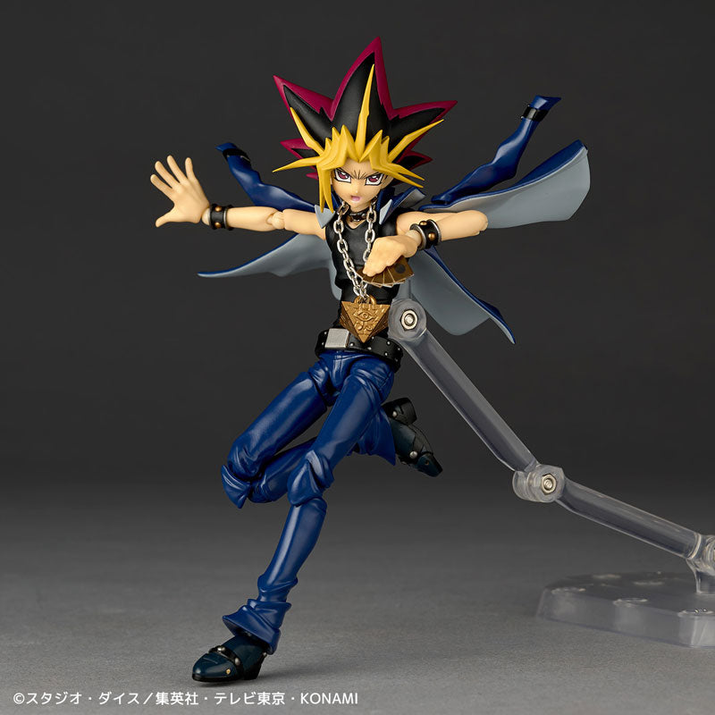 Revoltech Amazing Yamaguchi Yu-Gi-Oh - Yami Yugi