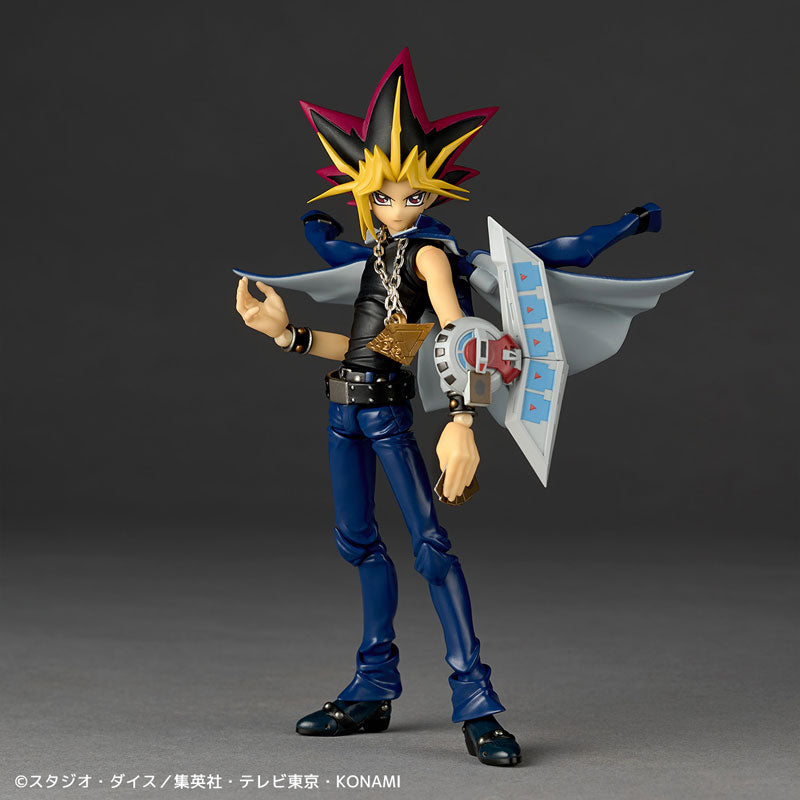 Revoltech Amazing Yamaguchi Yu-Gi-Oh - Yami Yugi