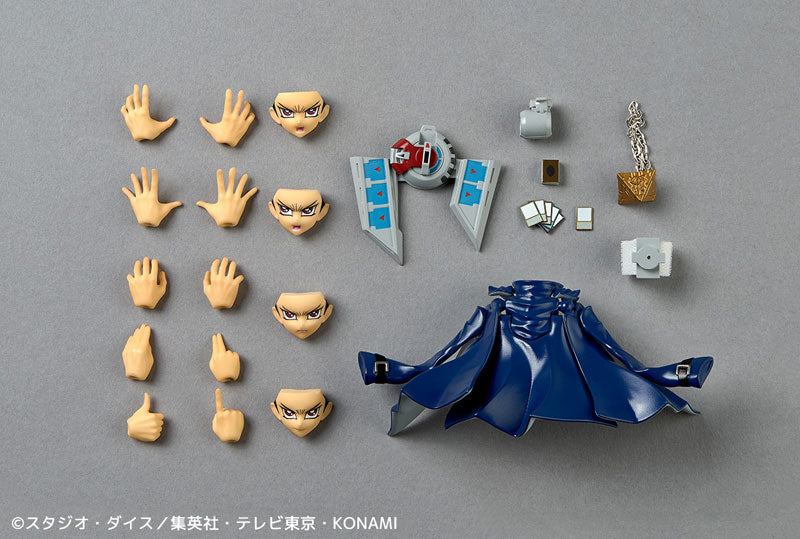 Revoltech Amazing Yamaguchi Yu-Gi-Oh - Yami Yugi