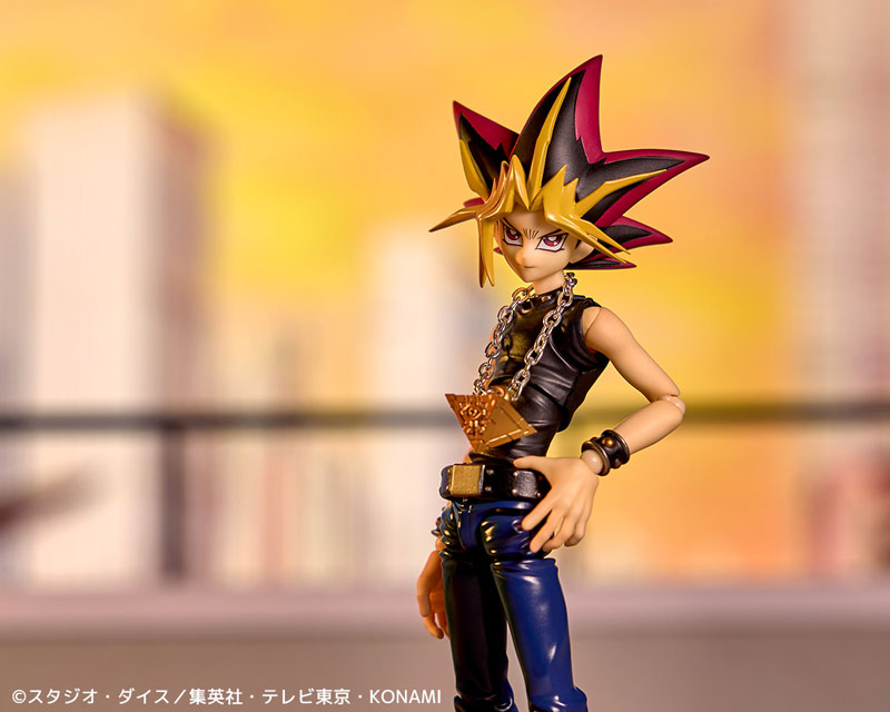 Revoltech Amazing Yamaguchi Yu-Gi-Oh - Yami Yugi
