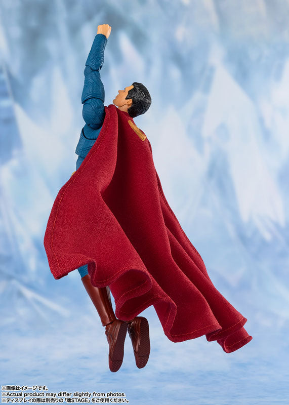 SH Figuarts DC Superman 2025 - Superman