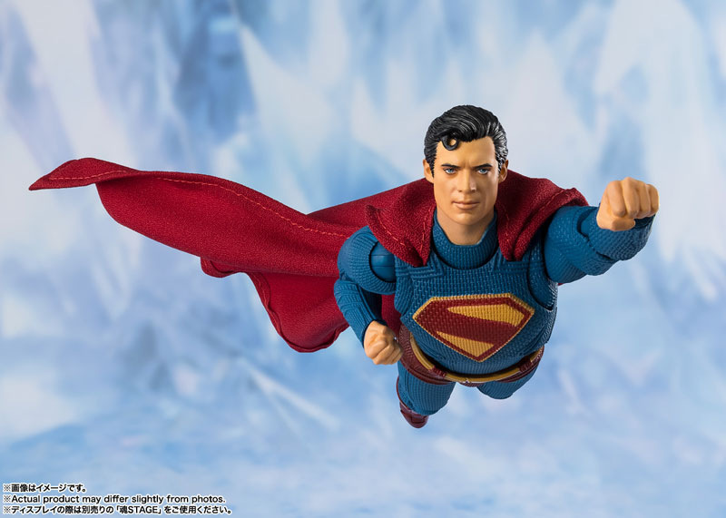 SH Figuarts DC Superman 2025 - Superman