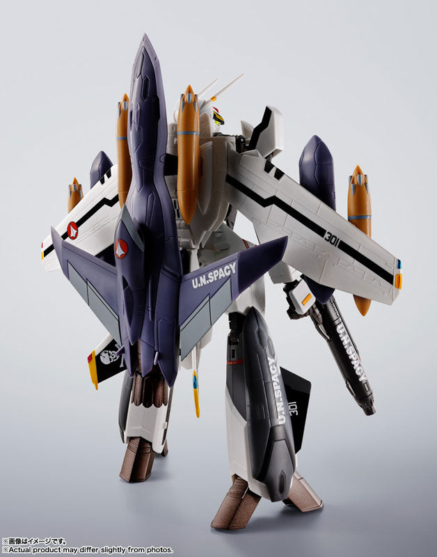 Hi-Metal R Macross Zero VF-OS Phoenix (Roy Fokker) + QF-2200D-B Ghost