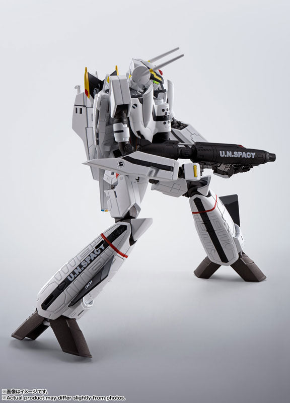 Hi-Metal R Macross Zero VF-OS Phoenix (Roy Fokker) + QF-2200D-B Ghost