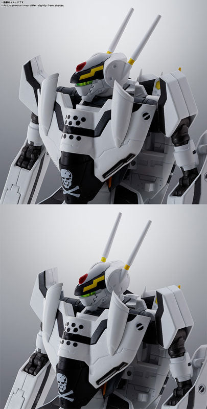 Hi-Metal R Macross Zero VF-OS Phoenix (Roy Fokker) + QF-2200D-B Ghost