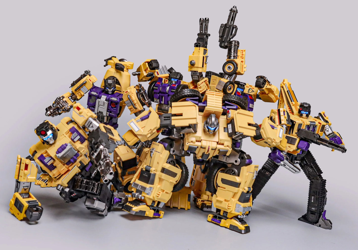 Mecha Invation GLA-01 Titan of Creation Devastator Yellow Edition Set