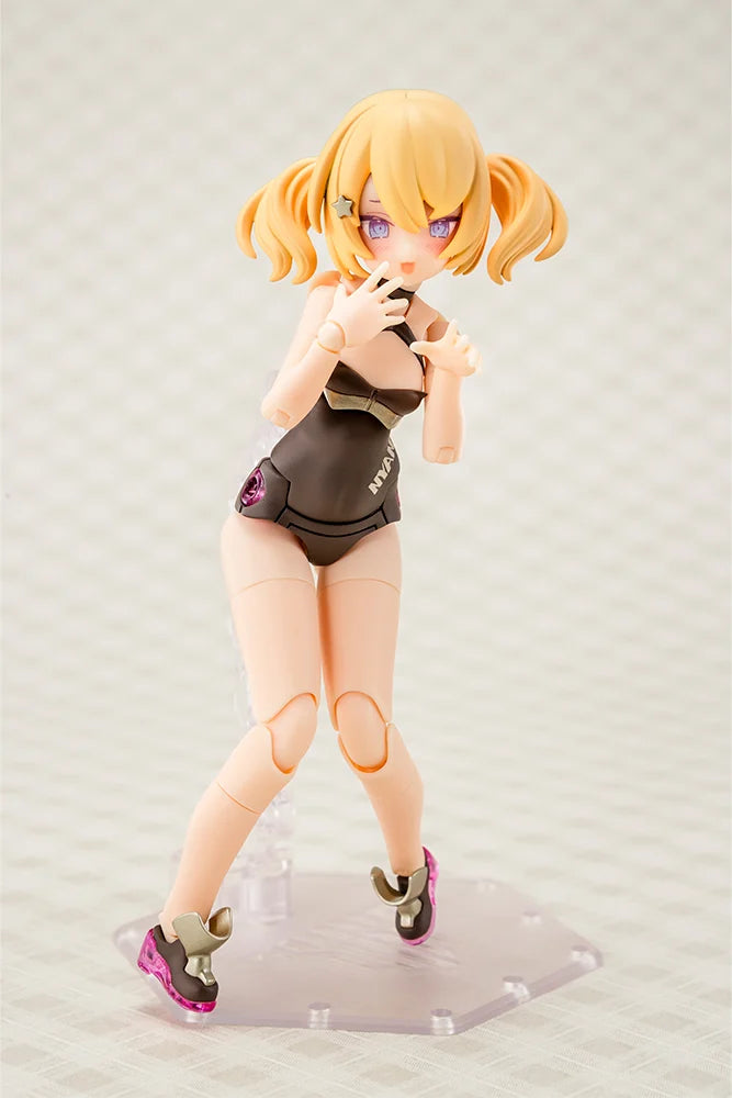 Kotobukiya Megami Device - Puni Mofu Kuro Mao [Model Kit]
