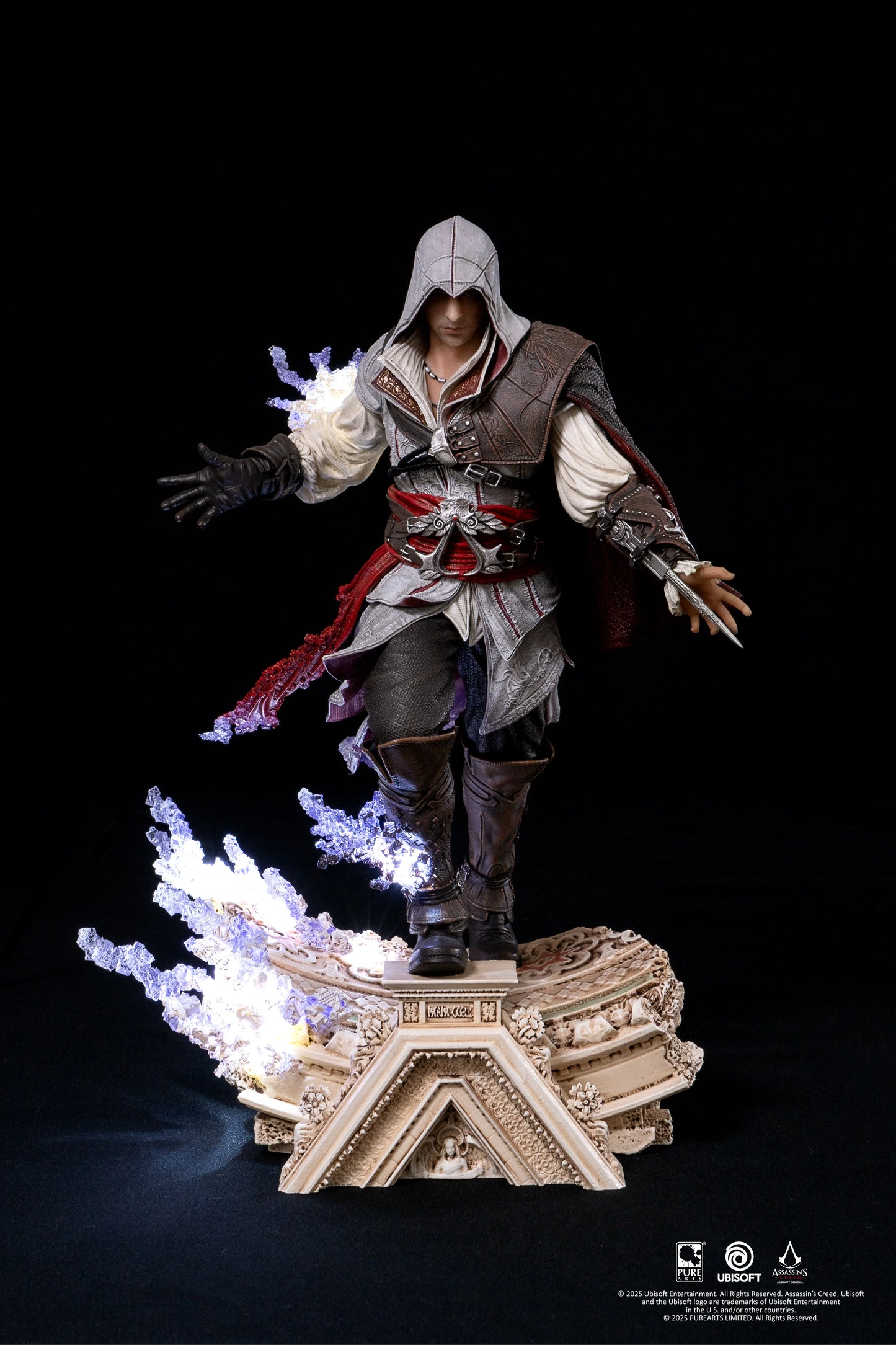 Pure Arts 1/8 Assassin's Creed II Animus Ezio