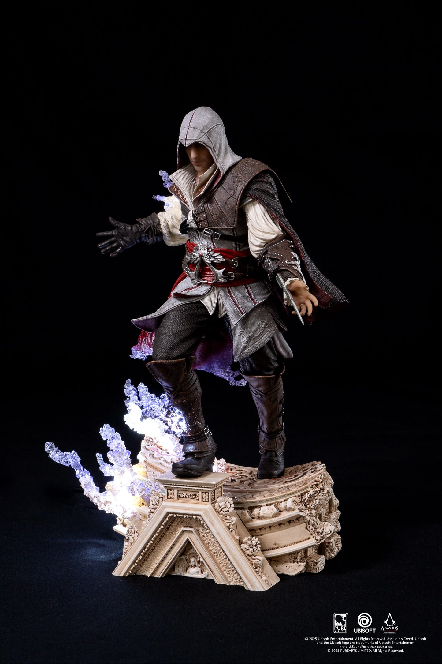 Pure Arts 1/8 Assassin's Creed II Animus Ezio