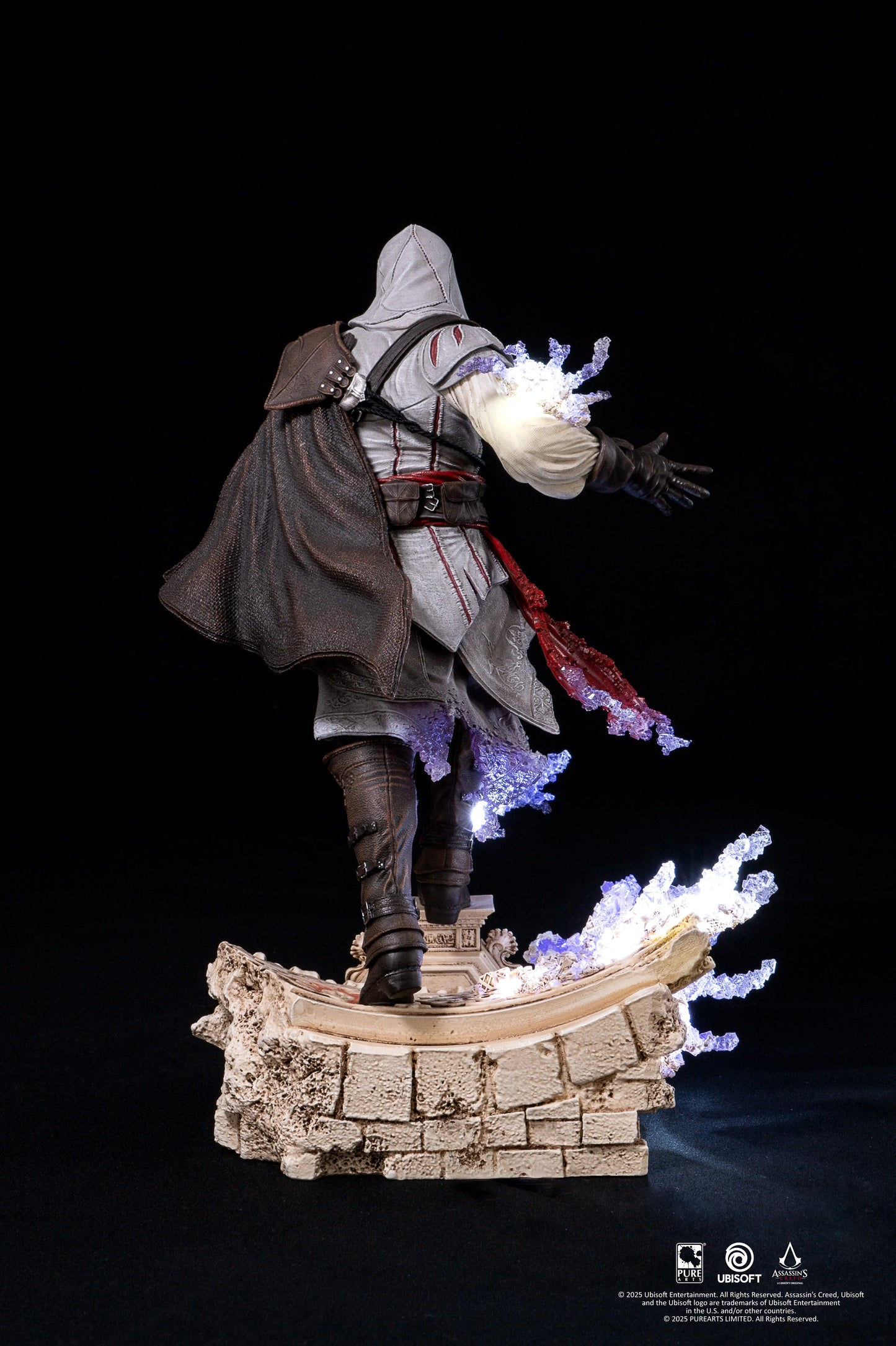 Pure Arts 1/8 Assassin's Creed II Animus Ezio