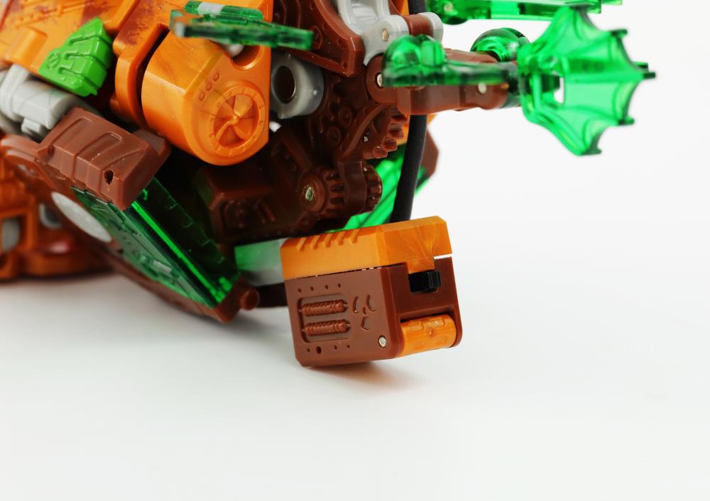 52Toys BeastBox - BB-42 Rustypiece (with Bonus)