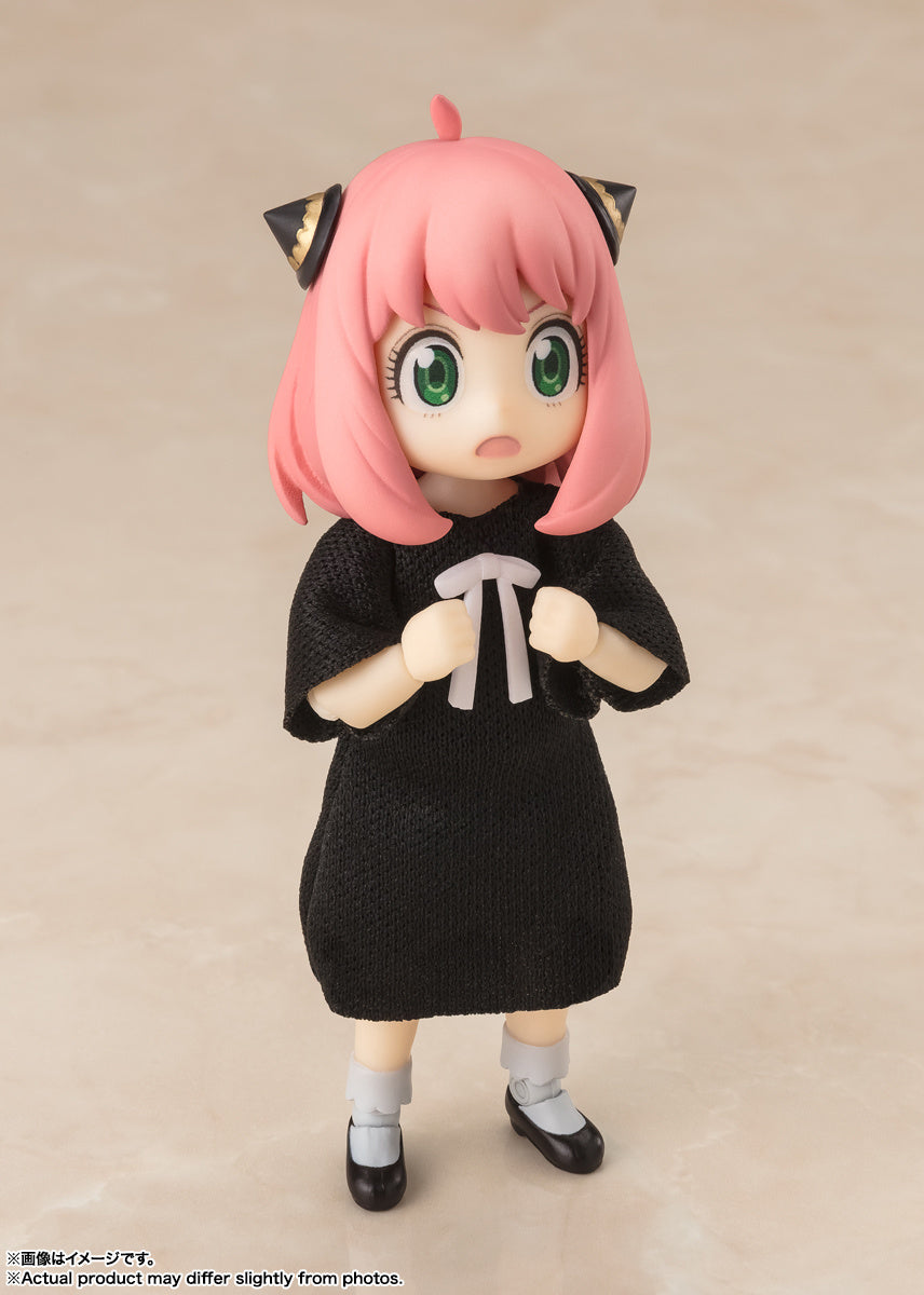 SH Figuarts Spy x Family - Anya Forger (Casual Attire)
