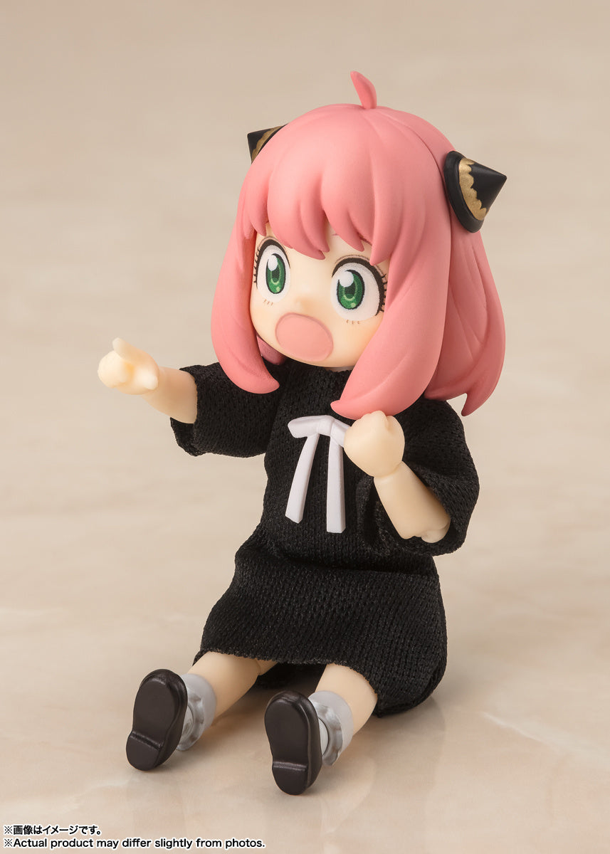SH Figuarts Spy x Family - Anya Forger (Casual Attire)