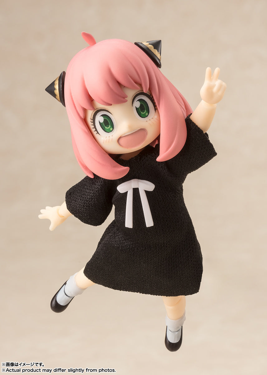 SH Figuarts Spy x Family - Anya Forger (Casual Attire)