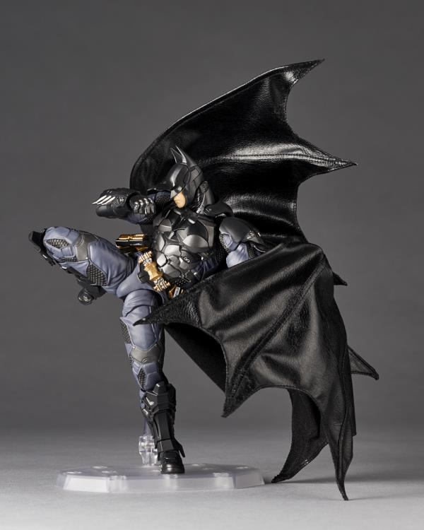 Revoltech Amazing Yamaguchi DC - Batman (Batman Arkham Knight Version) [Dented Box]
