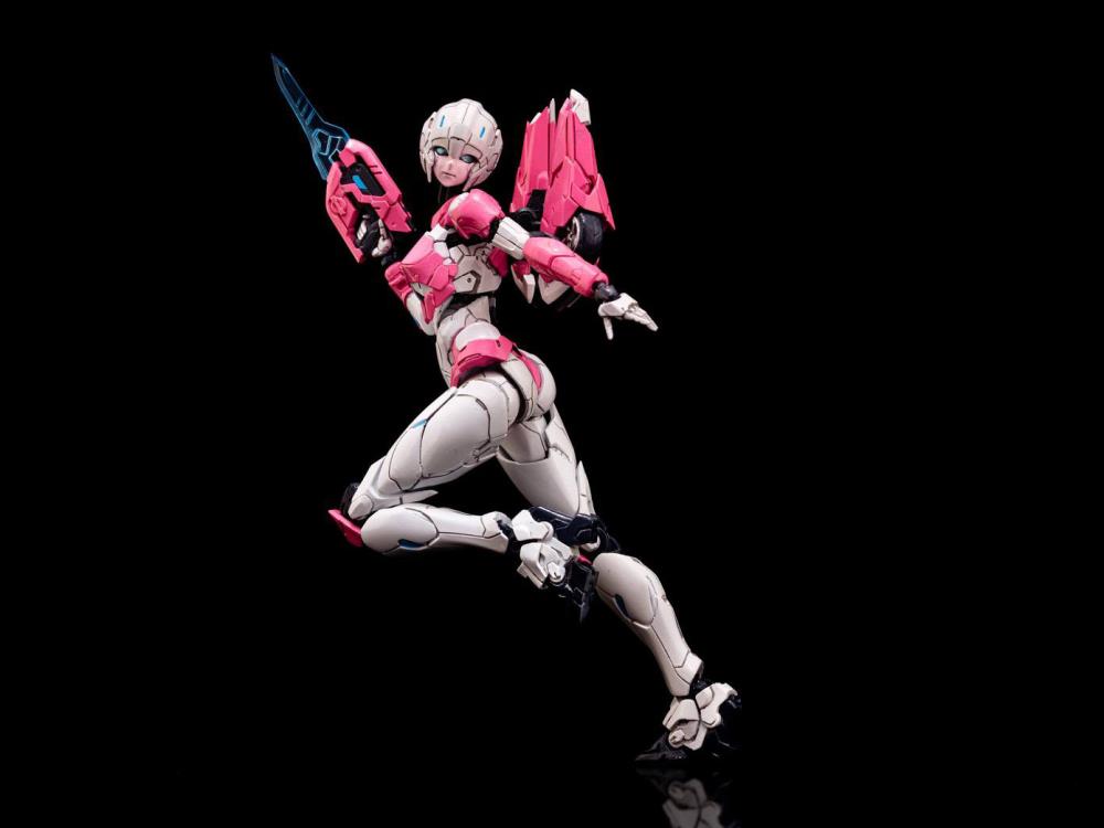 Flame Toys Furai Model Transformers - Arcee [Model Kit]