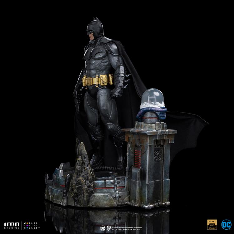 Iron Studios Art Scale 1/10 DC Comics - Batman Unleashed Deluxe