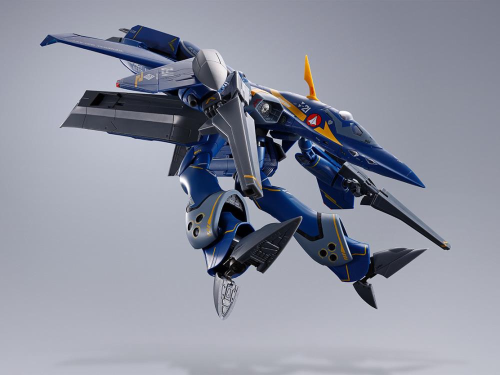 DX Chogokin Macross YF-21 Gard For Bowman Machine
