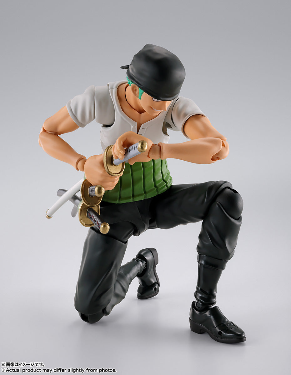 SH Figuarts One Piece - Roronoa Zoro (Romance Dawn)