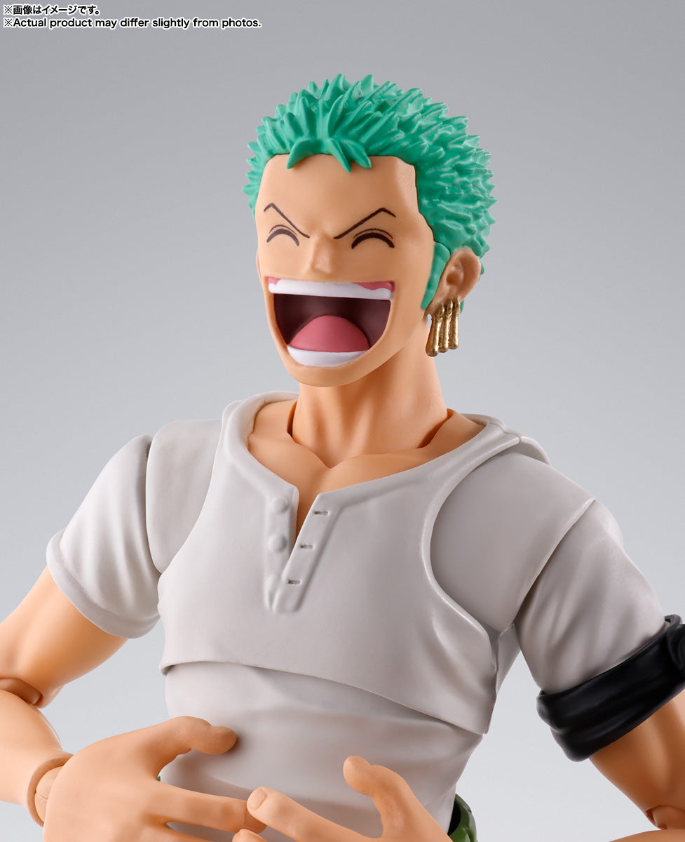 SH Figuarts One Piece - Roronoa Zoro (Romance Dawn)