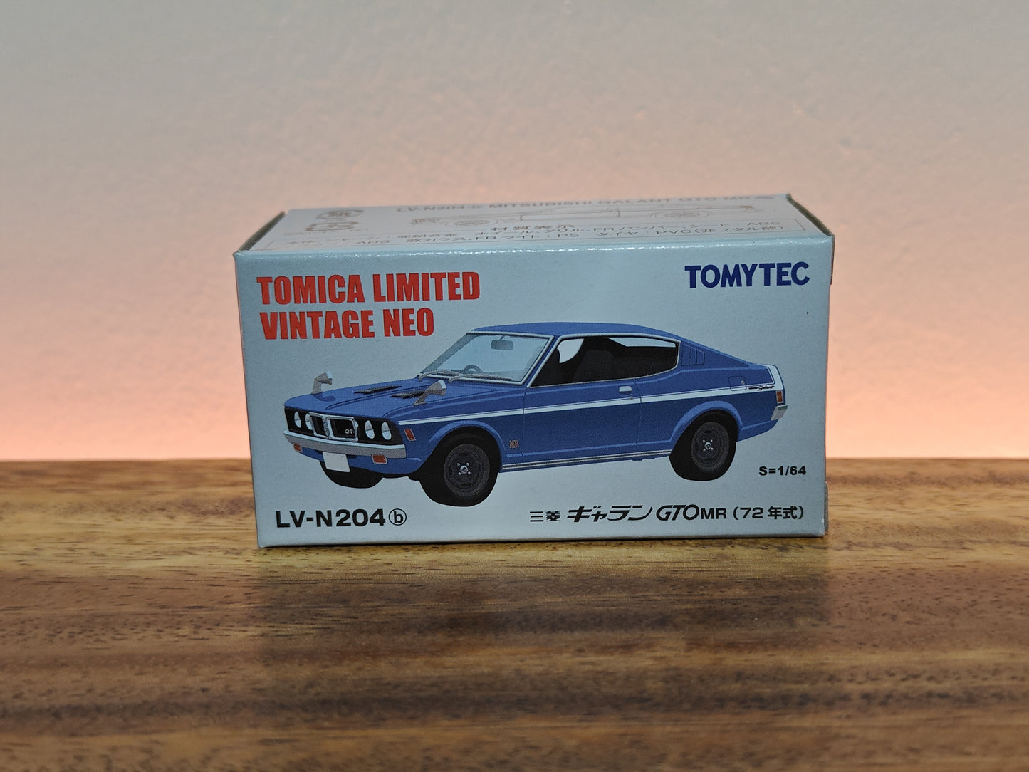 Tomica Cars 1/64 Limited Vintage Neo