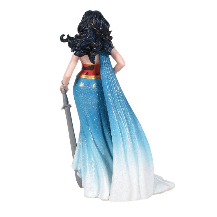 Enesco Couture De Force DC Wonder Woman