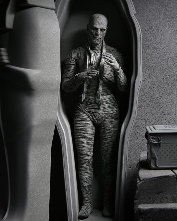 Neca Ultimate Mummy Black and White