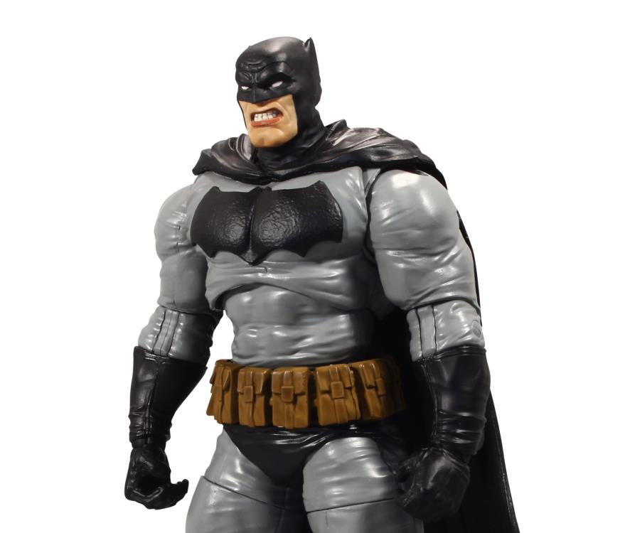 [BUNDLE] McFarlane Toys DC Batman: The Dark Knight Returns Wave 1 (Collect to Build: Batman's Horse) [with Platinum Robin]