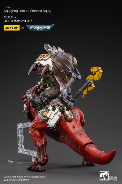 Joytoy 1/18 Warhammer 40K Orks Squighog - Nob On Smasha Squig