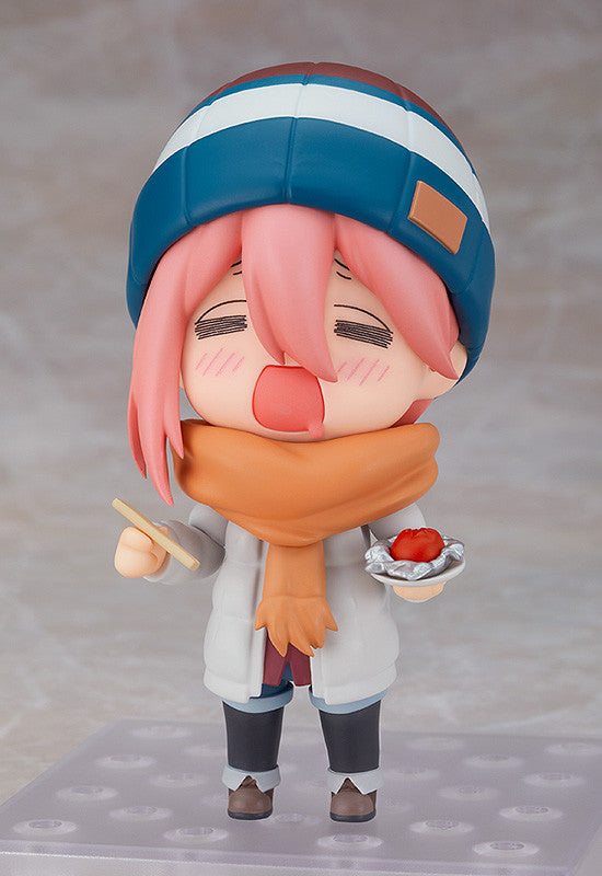 Nendoroid Laid Back Camp Nadeshiko Kagamihara Solo Camp Version DX