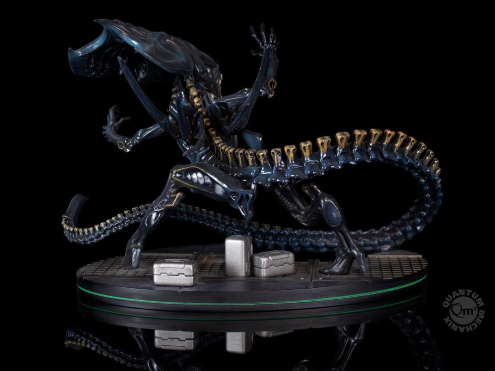 QMX Q-Fig Max Elite Alien Queen