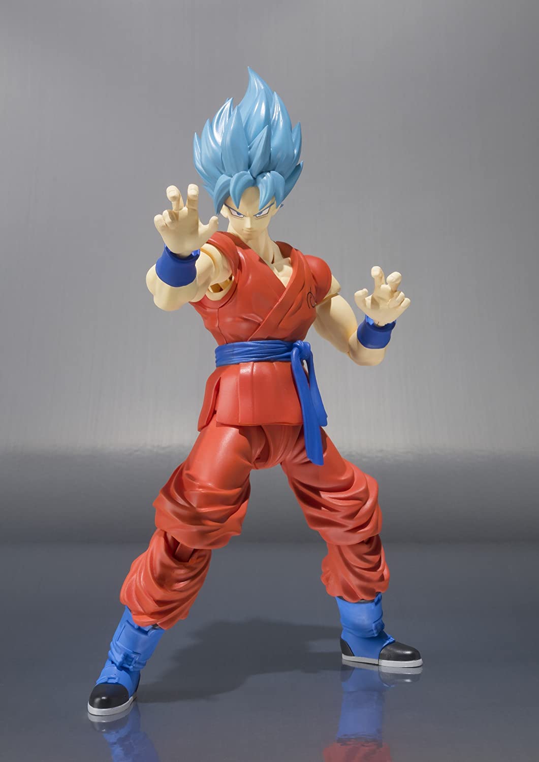 SH Figuarts Dragon Ball Resurrection F Super Saiyan God Super Saiyan Son Gokou