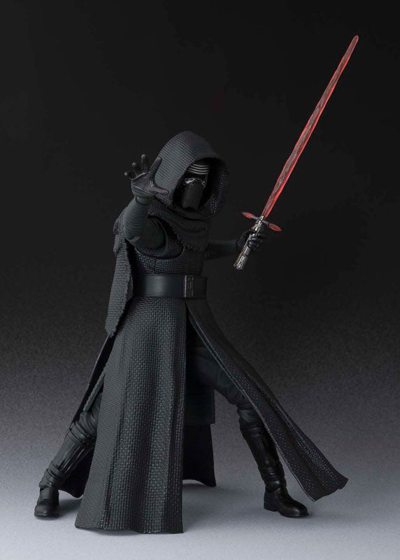 SH Figuarts Star Wars The Force Awakens Kylo Ren