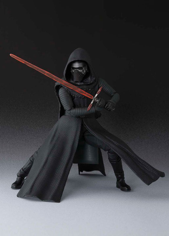 SH Figuarts Star Wars The Force Awakens Kylo Ren