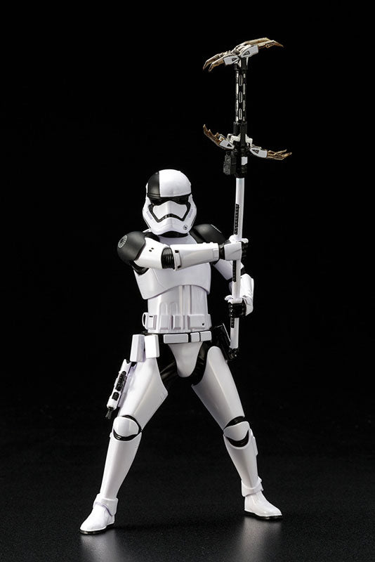 Kotobukiya Artfx+ Star Wars The Last Jedi First Order Stormtrooper Executioner