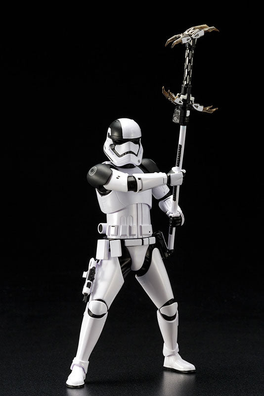 Kotobukiya Artfx+ Star Wars The Last Jedi First Order Stormtrooper Executioner