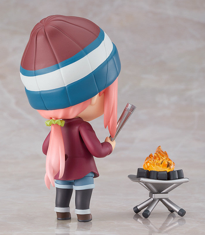 Nendoroid Laid Back Camp Nadeshiko Kagamihara Solo Camp Version DX