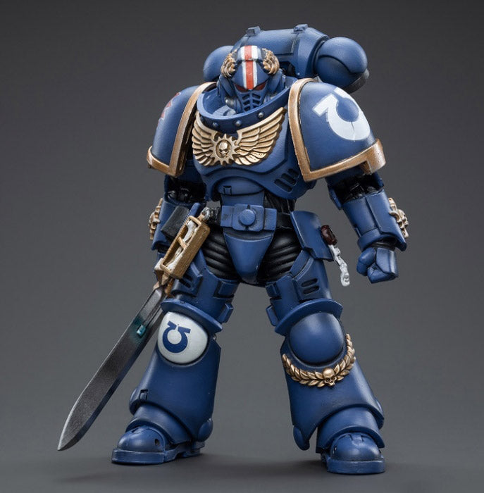 Joytoy 1/18 Warhammer 40K Ultramarines Primaris Lieutenant Argaranthe